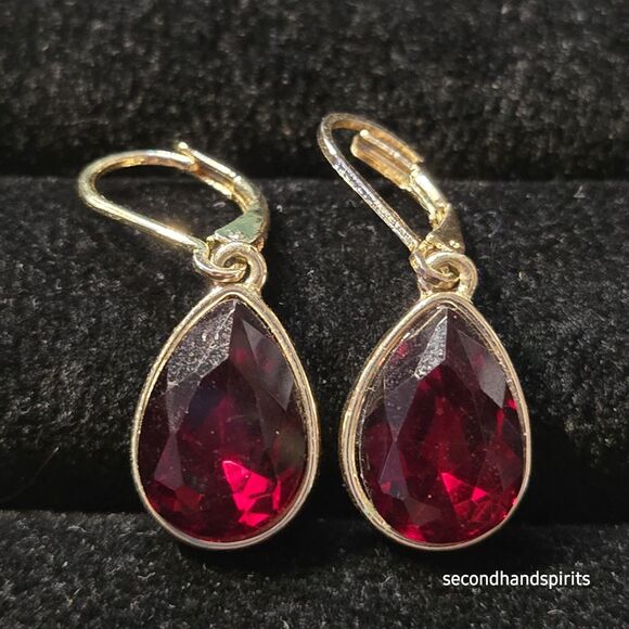 Nine West Garnet Red Teardrop Crystal Goldtone Lever back Earrings - Picture 5 of 5